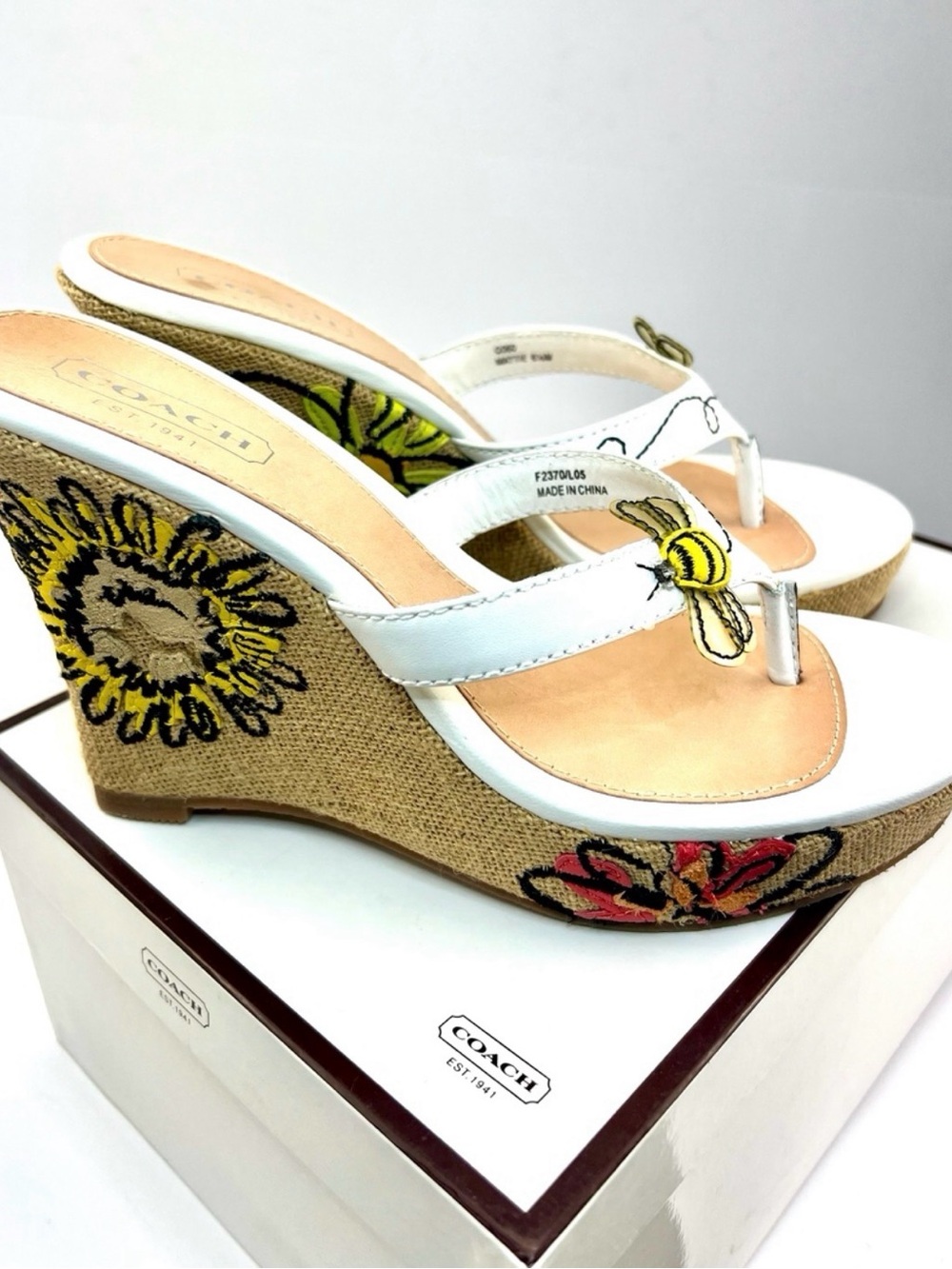 COACH Bumble Bee Wedge - Thong Sandal 🐝 Mattie Y2K - Size 6.5 Medium- NWT - Picture 3 of 12